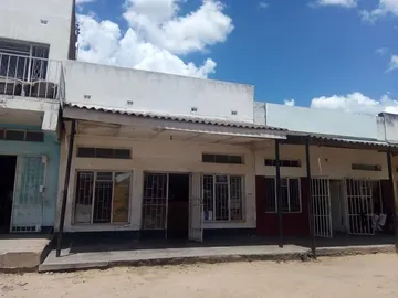 Commercial Building For Grabs